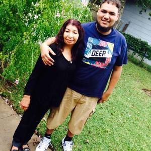 Meet your Posher, Gloria